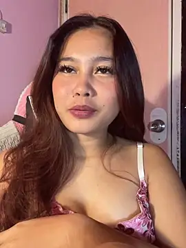 Snapshot of ursweet_babygirl chatting on 04/10/26, 05:17 ursweet babygirl online show from 04/10/26, 05:17