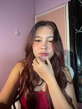 Snapshot of ursweet_babygirl chatting on 04/18/26, 04:11 ursweet babygirl online show from 04/18/26, 04:11