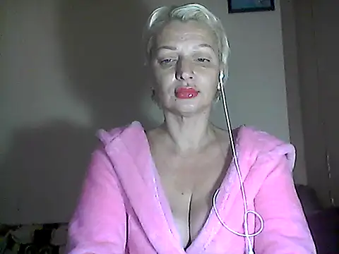 MaryJane441 online show from 11/18/25, 09:03