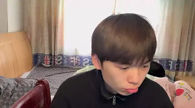 xiaottt1918 online show from 01/07/25, 05:01