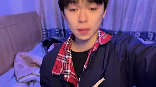 xiaottt1918 online show from 01/09/25, 01:24