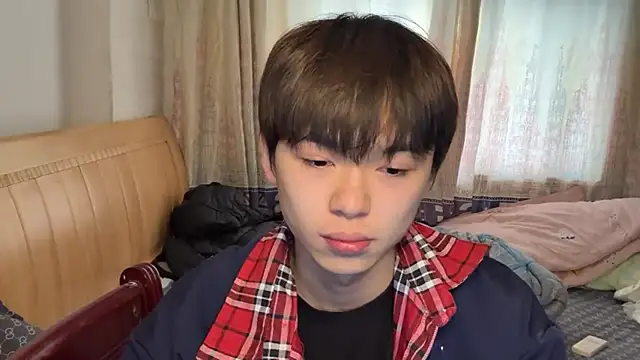 xiaottt1918 online show from 01/14/25, 04:57