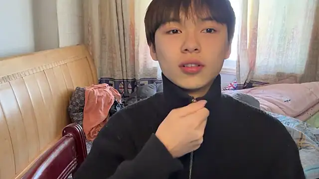 xiaottt1918 online show from 01/15/25, 06:01