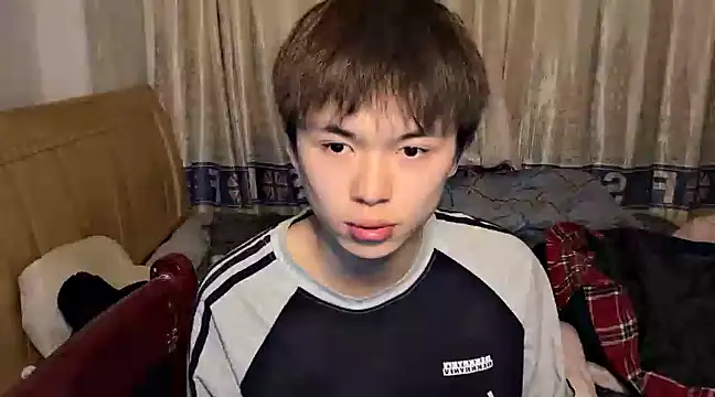 xiaottt1918 online show from 01/20/25, 11:45