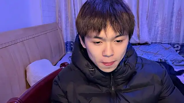 xiaottt1918 online show from 01/20/25, 05:59