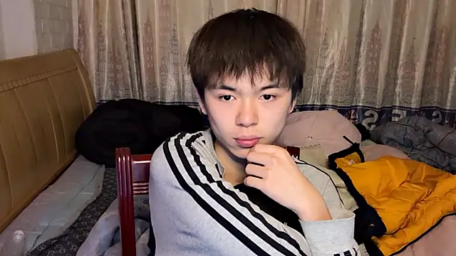 xiaottt1918 online show from 01/21/25, 01:43