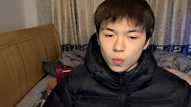 xiaottt1918 online show from 01/24/25, 11:15