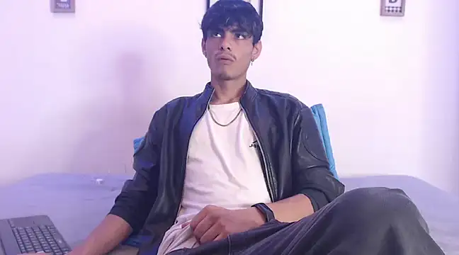 harrytomson 1 online show from 02/21/25, 10:48