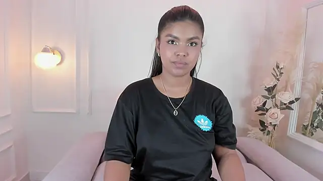 zoe roux21 online show from 12/17/24, 10:54