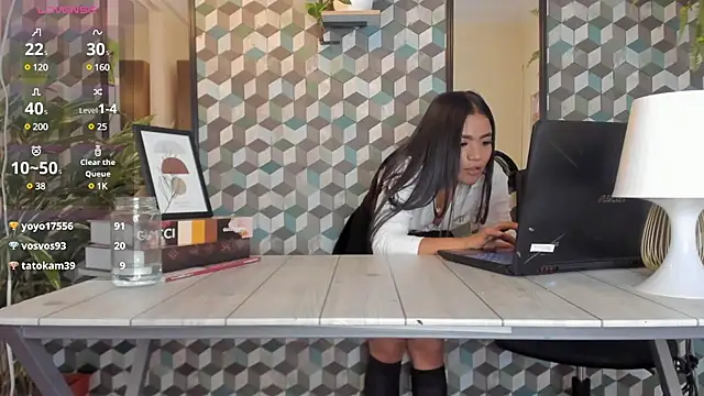  Natasha Parker online show from 02/28/25, 11:45