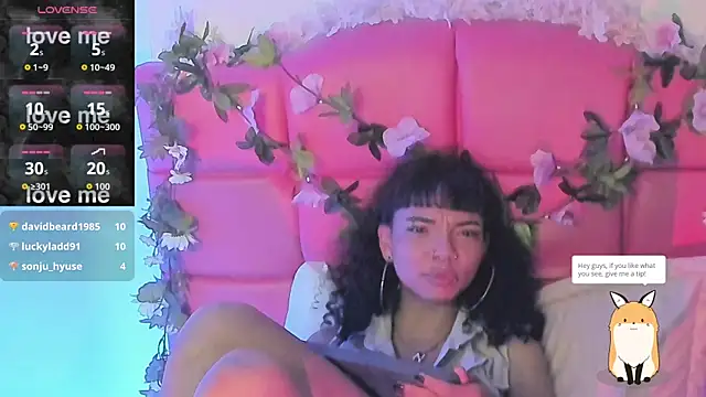 Snapshot of SexyNaf chatting on 10/28/25, 07:23 SexyNaf online show from 10/28/25, 07:23