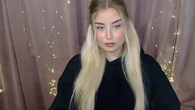 KristyHoney online show from 12/15/24, 10:37