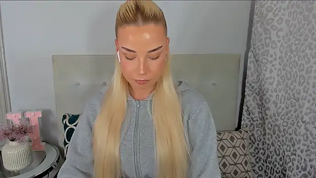 KristyHoney online show from 05/11/26, 04:15