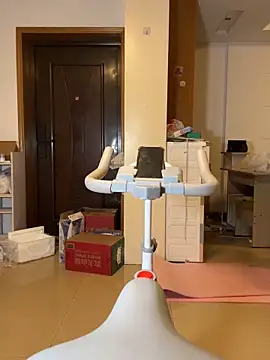 Tastemystrawberry online show from 09/19/25, 04:18