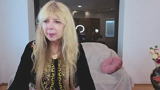 Anna Diax online show from 09/20/25, 11:55