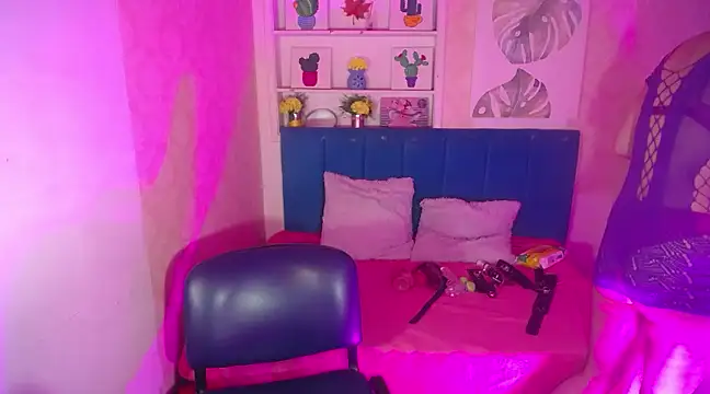 Snapshot of AnnieSoul chatting on 03/15/25, 12:34 AnnieSoul online show from 03/15/25, 12:34