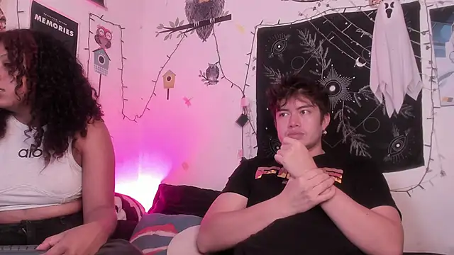 hothoneychile online show from 11/25/25, 03:01