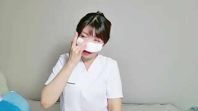 Snapshot of erokangoshi-nene chatting on 11/03/25, 03:24 erokangoshi-nene online show from 11/03/25, 03:24