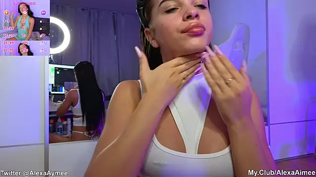 AlexaAimee online show from 12/22/24, 09:55