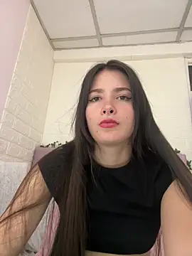 annaharper- online show from 12/18/24, 05:59