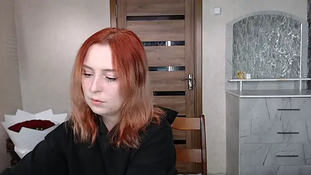 Kristy-Max online show from 09/16/25, 04:35