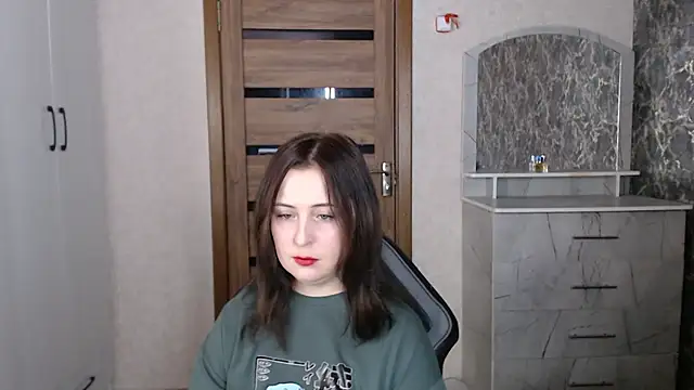 Kristy-Max online show from 10/26/25, 09:31