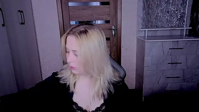 Kristy-Max online show from 05/23/26, 09:19