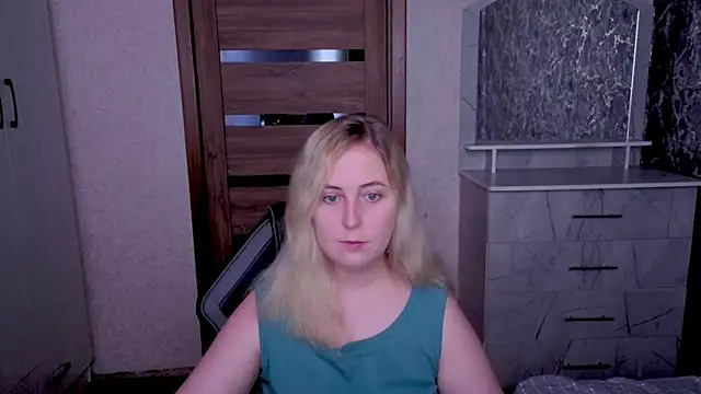 Kristy-Max online show from 06/29/26, 05:03