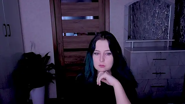 Kristy-Max online show from 07/06/26, 08:00
