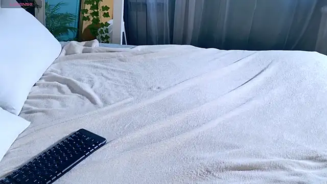 SunnyRisha online show from 09/23/25, 05:10