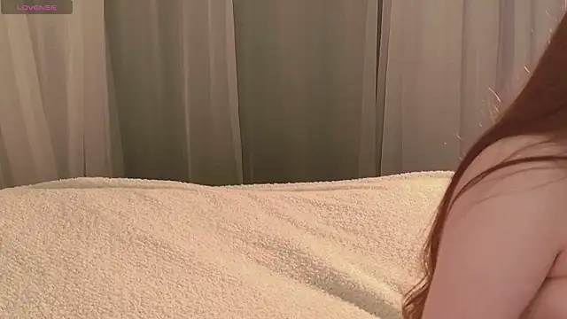 Snapshot of SunnyRisha chatting on 10/31/25, 05:19 SunnyRisha online show from 10/31/25, 05:19