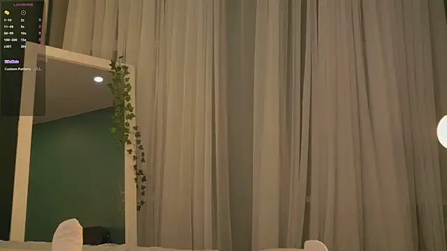 Snapshot of SunnyRisha chatting on 11/15/25, 05:16 SunnyRisha online show from 11/15/25, 05:16