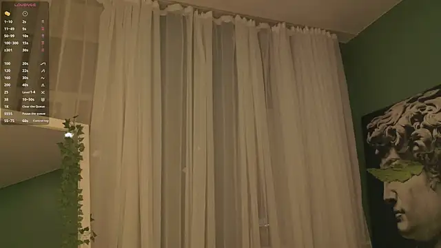 Snapshot of SunnyRisha chatting on 11/24/25, 05:18 SunnyRisha online show from 11/24/25, 05:18