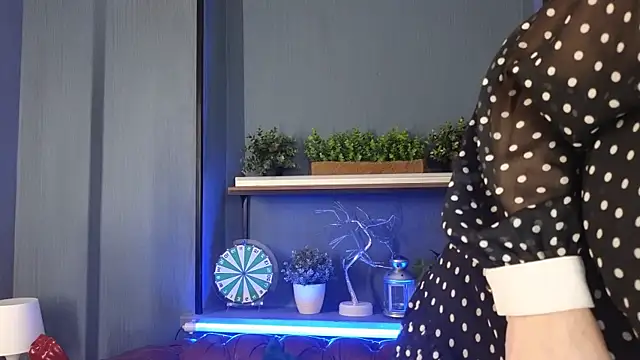 JesiaFoxi online show from 01/04/25, 06:30