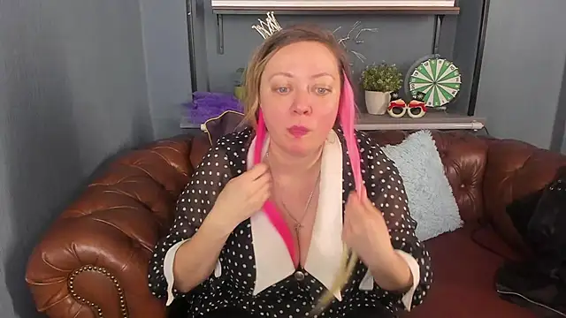 JesiaFoxi online show from 01/09/25, 11:14