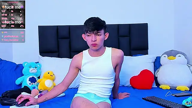 Snapshot of Tonny_twink_ chatting on 03/05/25, 06:01 Tonny twink online show from 03/05/25, 06:01