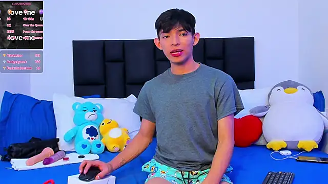 Snapshot of Tonny_twink_ chatting on 03/12/25, 02:34 Tonny twink online show from 03/12/25, 02:34