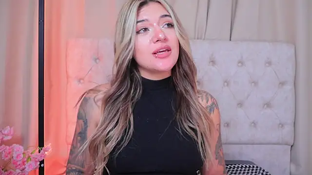 ashleyvalirya online show from 12/20/24, 07:01