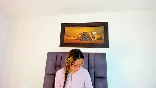 Snapshot of tatiana_valencia chatting on 06/07/26, 12:31 tatiana valencia online show from 06/07/26, 12:31