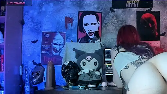 Snapshot of KuromiRacer_ chatting on 09/08/25, 06:40 KuromiRacer online show from 09/08/25, 06:40