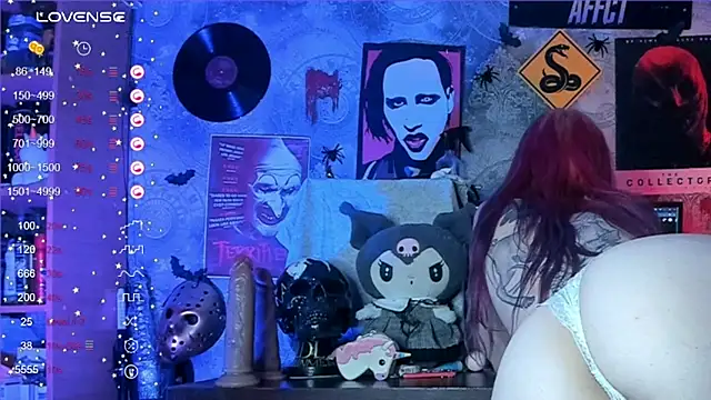 KuromiRacer  online show from 10/16/25, 09:16