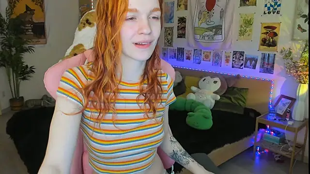 Sunny Elly online show from 03/21/25, 11:44