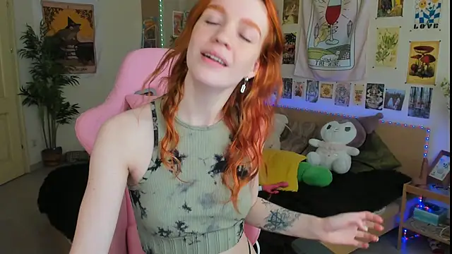 Sunny Elly online show from 03/22/25, 11:42