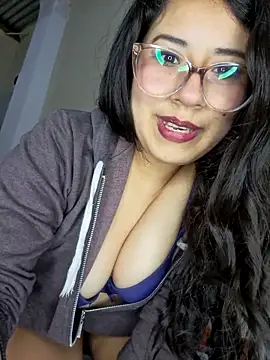 MishuColfer online show from 10/26/25, 05:13