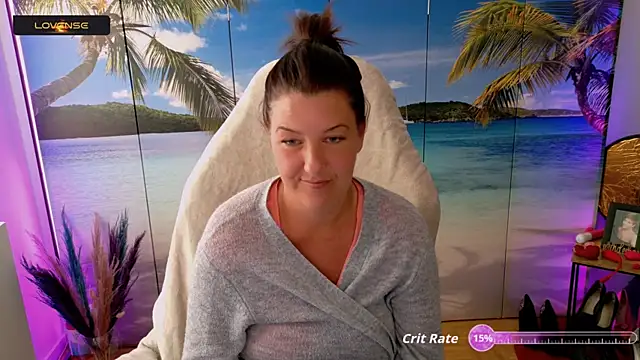 Snapshot of NatiLove35 chatting on 12/18/25, 11:27 NatiLove35 online show from 12/18/25, 11:27