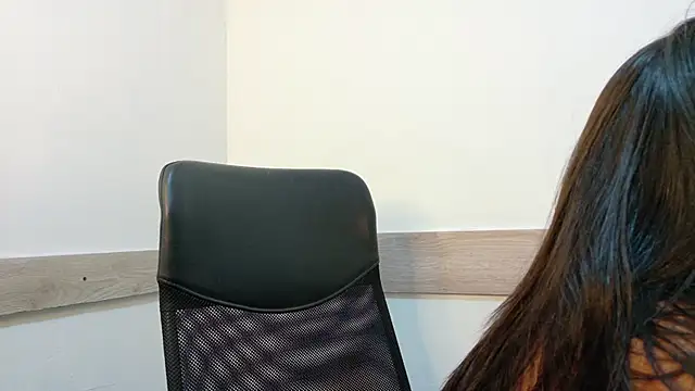 Alexa Miss online show from 01/18/25, 12:13