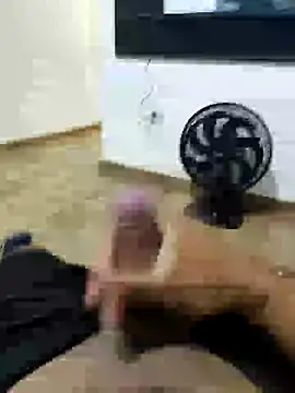 Snapshot of roladuraPr chatting on 01/10/25, 02:25 roladuraPr online show from 01/10/25, 02:25