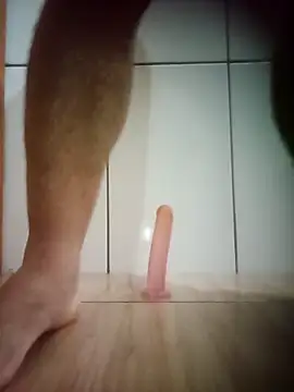 Snapshot of roladuraPr chatting on 02/15/25, 06:55 roladuraPr online show from 02/15/25, 06:55