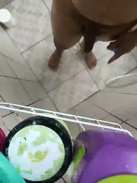 Snapshot of roladuraPr chatting on 09/08/25, 10:20 roladuraPr online show from 09/08/25, 10:20