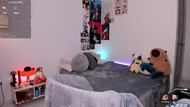 Snapshot of angel_bless19 chatting on 12/03/25, 08:40 angel bless19 online show from 12/03/25, 08:40